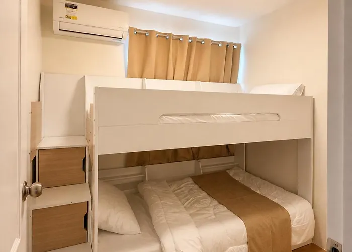 2 Bedroom Unit Near Sm Seaside , Sm Arena , Nustar And Cclex Aparthotel