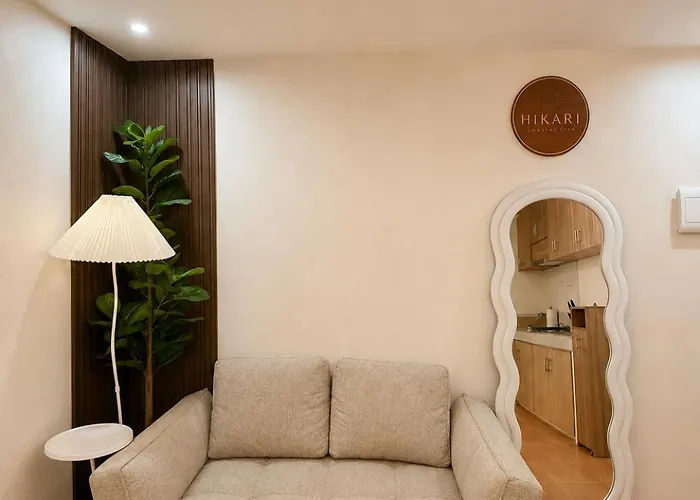 2 Bedroom Unit Near Sm Seaside , Sm Arena , Nustar And Cclex