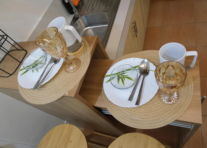 2 Bedroom Unit Near Sm Seaside , Sm Arena , Nustar And Cclex * Cebu